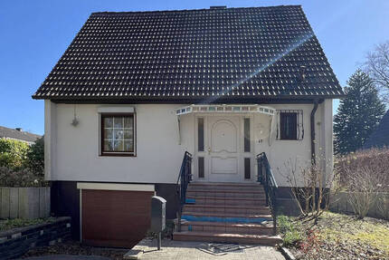 Einfamilienhaus plus Baugrundstück - Hamburg Sasel