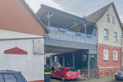 Haus zum Kaufen in Lollar 349.000,00 € 308 m²