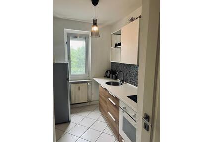 Attraktive möblierte 4-Zimmer-Wohnung mit Balkon in Neukieritzsch