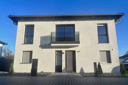 Haus zum Kaufen in Taucha bei Leipzig 975.000,00 € 160 m²