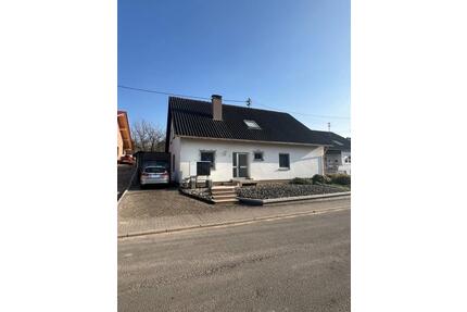 Verkaufe 1 FH mit großem Garten, Umstell. WP bereits erfolgt - Rehlingen-Siersburg