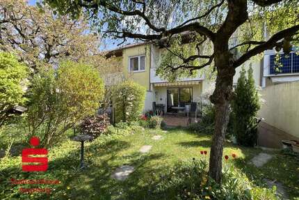 Haus zum Kaufen in Augsburg 279.000,00 € 121.21 m²