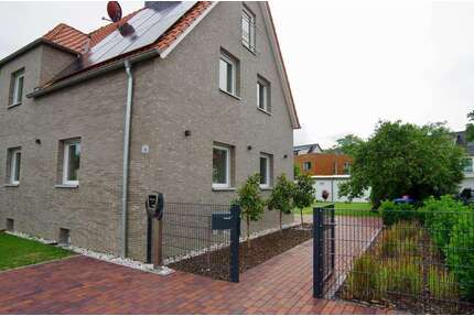 Haus zum Mieten in Wolfsburg 1.720,00 € 133 m²