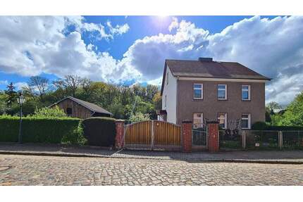 Großes Einfamilienhaus mit Einlieger-oder Ferienwohnung Garten Stall Garagen und Scheune in Oderberg