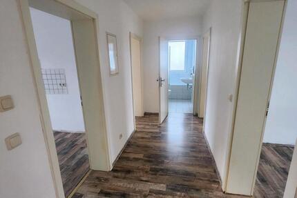 Helle 3-Zimmer-Wohnung mit Balkon, 61 m², Dürwiß – gute Anbindung - Eschweiler