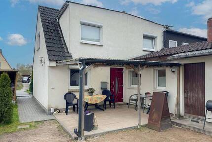Endlich Machen statt weiter Suchen: Kompaktes Handwerkerhaus mit Garten wartet auf Ihr Finish! - Lübeck Moisling