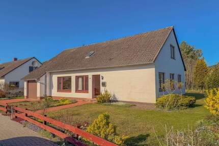 Haus zum Kaufen in Uetersen 329.000,00 € 168 m²