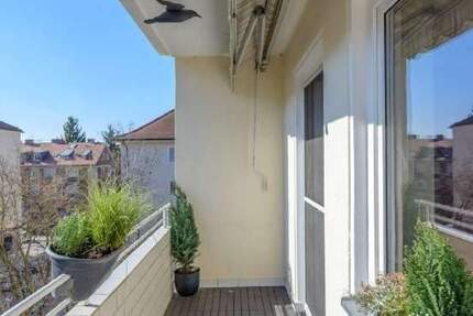 Optimal geschnittene 4-Zimmer-Wohnung in Schwabing - mit Balkon - WG geeignet - München Schwabing-Freimann