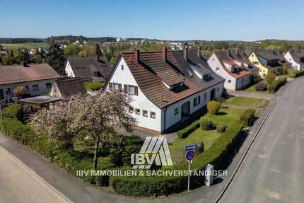 Haus zum Kaufen in Sulzbach-Rosenberg 179.000,00 € 110 m²