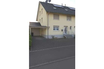 Haus zum Kaufen in Neuenburg am Rhein 699.000,00 € 221 m²
