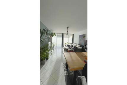 Wohnung zum Kaufen in Wiesbaden 220.000,00 € 57.55 m²