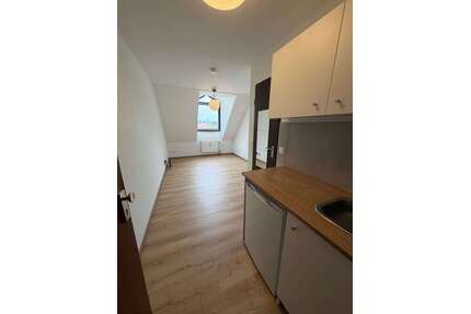 Wohnung zum Mieten in Erlangen 455,00 € 17 m²
