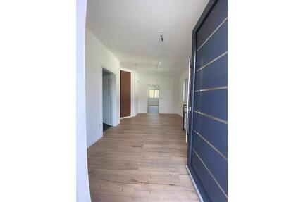 2-Zimmer-Einliegerwohnung im Neubau (Zweitbezug) - Schlangen