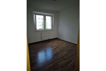 Wohnung zum Mieten in Gotha 283,50 € 63 m²