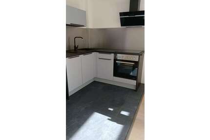 Wohnung zum Mieten in Zwickau 340,00 € 51.86 m²