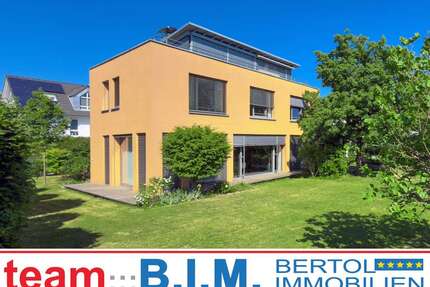 Haus zum Kaufen in Gauting 2.000.000,00 € 245 m²