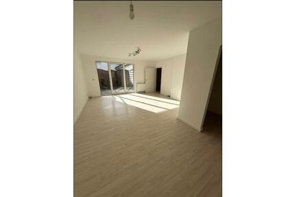 Frisch sanierte Wohnung mit Terrasse - Löhne