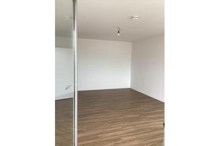 helle Wohnung in Steglitz , 100m2 - Berlin Steglitz-Zehlendorf