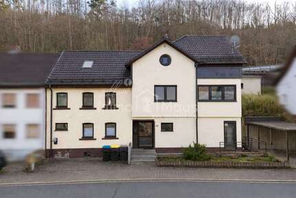 Haus zum Kaufen in Plettenberg 199.000,00 € 210 m²