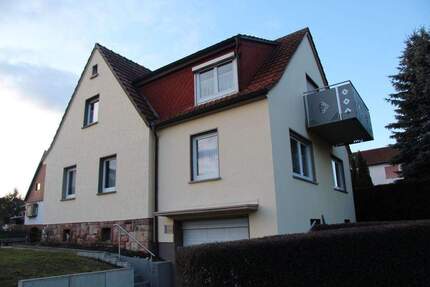 Familienfreundliches Einfamilienhaus mit 7 Zimmern, Garage & 470 m² Grundstück - Schlitz