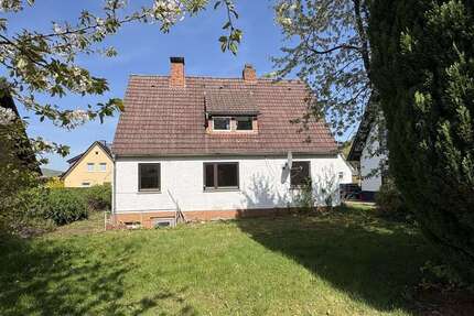 Haus zum Kaufen in Schieder-Schwalenberg 65.000,00 € 100 m²