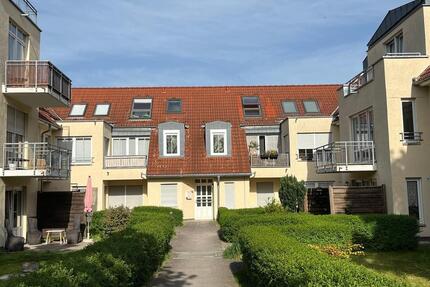 Sonnige möblierte 2-Zimmer-Whg. ab 01.06. mit TG - Dresden Schönfeld-Weißig