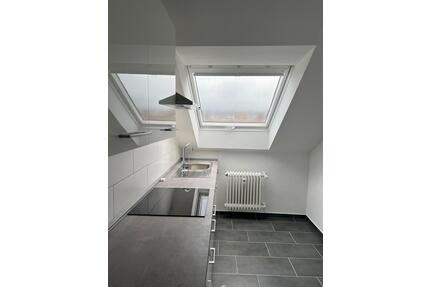 Neu renovierte 4-Zimmer DG-Wohnung Heilbronn Zentrum