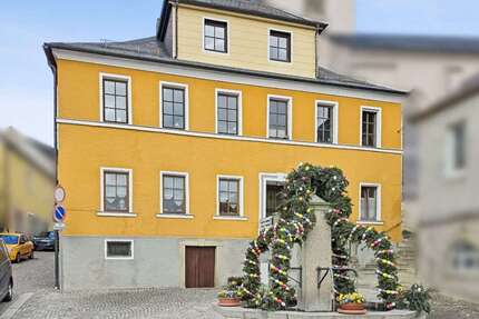 Wohnung zum Kaufen in Kirchenlamitz 179.000,00 € 190.3 m²