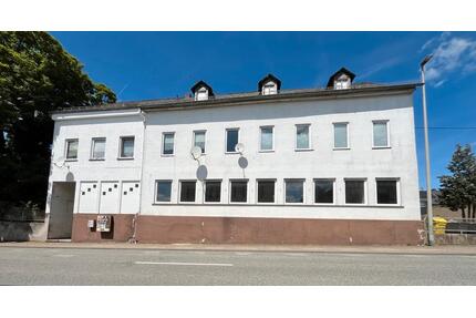 Von Privat für Kapitalanleger u. Selbstnutzer! MFH mit 5 WEH - Holzhausen an der Haide