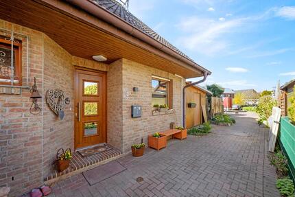 Gepfl. Endreihenhaus, ca. 120m², VK, Wärmepumpe und PV-Anlage - Börnsen