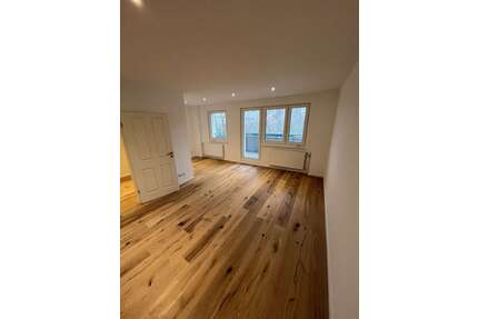 Wohnung zum Mieten in Berlin 1.213,63 € 71.39 m²