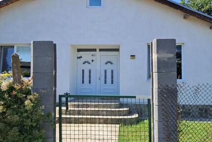 Neuwertiges Einfamilienhaus in Bulgarien mit Garten - Windeck
