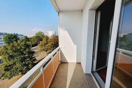 Wohnung zum Mieten in Magdeburg 357,59 € 56.76 m²