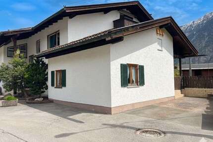 Wohnung zum Kaufen in Oberau 185.000,00 € 42.51 m²