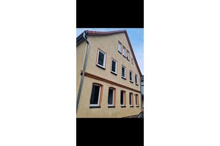 Zu Verkaufen Neu Saniert - 385.000,00&nbsp;EUR Kaufpreis, ca.&nbsp; 200,00&nbsp;m&sup2; in Neustadt bei Coburg (PLZ: 96465)