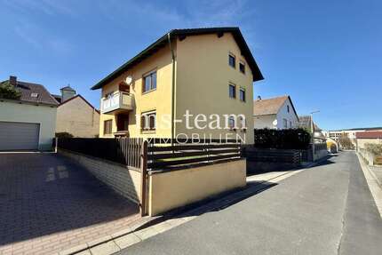 Haus zum Kaufen in Schnaittenbach 360.000,00 € 208 m²