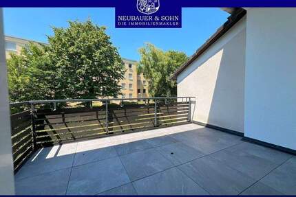 Film ansehen! Schön gelegene, helle, sanierte 3 Zimmer ETW - Schwalbach am Taunus