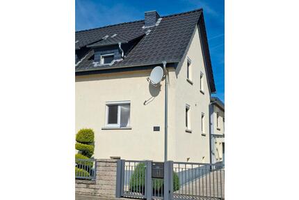 Einfamilienhaus in Biebesheim - DHH - Biebesheim am Rhein