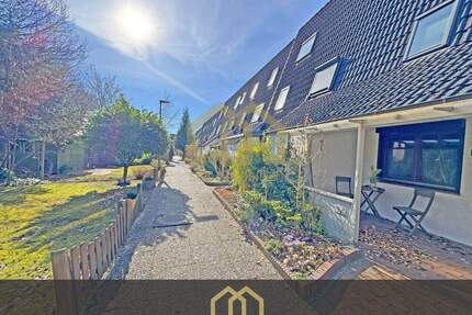 Achim: 5-Zimmer-Reihenhaus mit Garten, EBK & ausgebautem Dachgeschoss + Garage