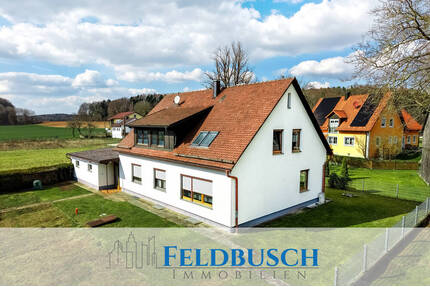 Leben im Grünen: Idyllisches Anwesen mit Zweifamilienhaus und landwirtschaftlicher Fläche in Neuhaid bei Parsberg - Parsberg / Rudenshofen