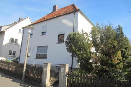 Einfamilienhaus in Schweinfurt - 399.000,00&nbsp;EUR Kaufpreis, ca.&nbsp; 140,00&nbsp;m&sup2; in Schweinfurt (PLZ: 97421) Gartenstadt