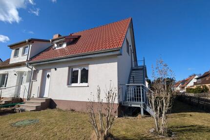 Erstbezug: großzügige moderne 2,5 Zi-Wohnung (74qm) mit Terrasse - Berlin Reinickendorf
