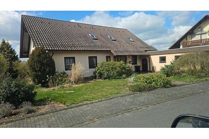 3 Zimmer Wohnung - 1.100,00&nbsp;EUR Kaltmiete, ca.&nbsp; 104,00&nbsp;m&sup2; in Wertheim (PLZ: 97877)