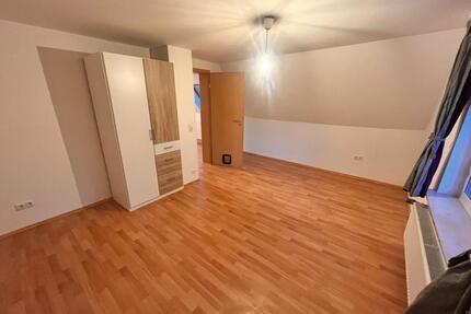 2-ZKB DG-Wohnung 61m² Miete nkl. Strom, Internet, Parkplatz - Bad Zwischenahn