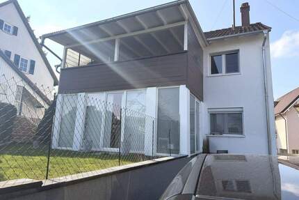 Geräumiges 3 Familienhaus mit 9,5 Zimmern in Bad Boll