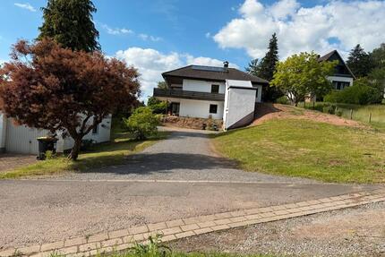 Ein- Zweifamilienhaus mit traumhaften Blick - Bodenwerder