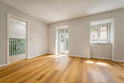 Erstbezug nach Kernsanierung - Maisonettewohnung in einer der begehrtesten Lagen in München