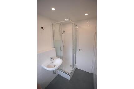 3-Zimmer mit Balkon & Garten – saniert, ruhige Lage, EBK - Troisdorf