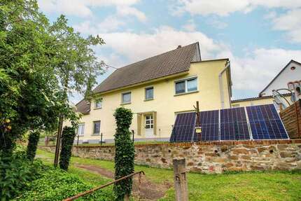 Haus zum Kaufen in Wechselburg 119.000,00 € 202.61 m²