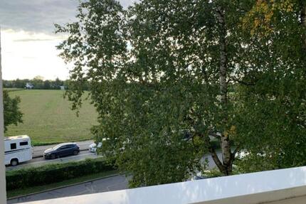 Großes WG-Zimmer in München- - 920,00&nbsp;EUR Kaltmiete, ca.&nbsp; 23,00&nbsp;m&sup2; in München (PLZ: 81476) Thalkirchen-Obersendling-Forstenried-Fürstenried-S